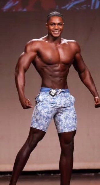 Jose McMichael, Trainer and Nutritionist at The Fit Influence
